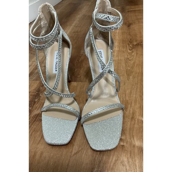 Steve Madden Strappy Crystal Strap Stiletto Heels- Size 8 - Picture 4 of 8